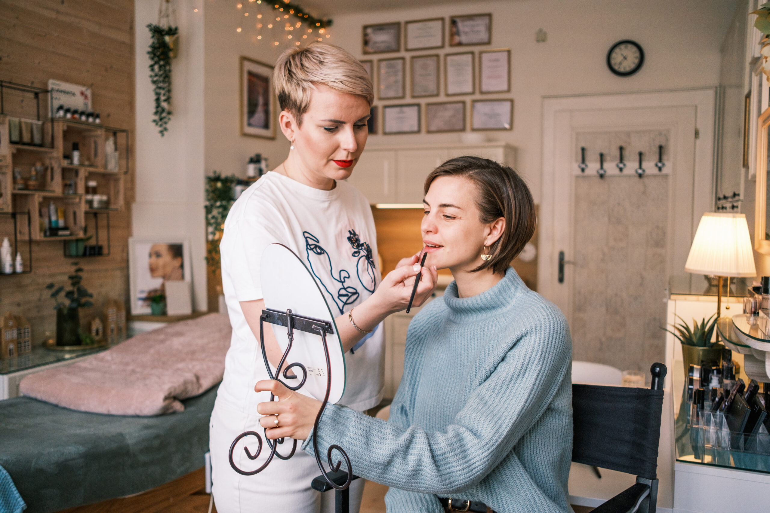 Ráda se budu osobně věnovat pouze vám! Užijte si svůj čas s vaší vizážistkou!